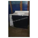 30ï¿½ vanity w top