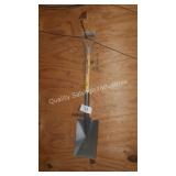 square shovel