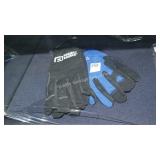 2pr sz lg gloves (display)