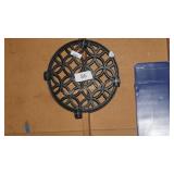 plant stand (broken wheel)