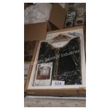 tri-fold mirror
