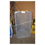 tote w/ wheels