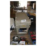 2-15g latch lid totes