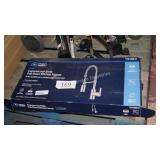 pull down kitchen faucet