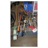asst garden tools (damaged)