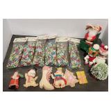 Vintage Christmas Santa Land Bead Chains Ornaments