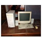 Dell Dimension 4100 Computer w/ Monitor Keyboard +
