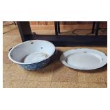 Enamel Tray & Blue Agate Bucket