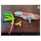 Larami Super Soaker water Guns Bow and Arrow