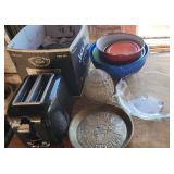 Bowls Toaster Plates ++