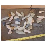 Nice Group of Arrow Heads Many Almost complete