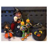 Halloween Decor Witch Annalee ++