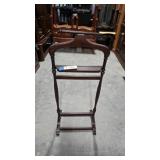 Butler Wood Valet Stand 41"
