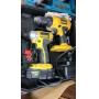 Dewalt rechargeable 18V drill set in case w/