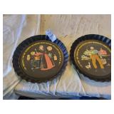 2 decorated pie pans
