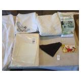 Table cloths & misc items