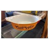 Pyrex Casserole Dish and Baking Dish