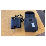 Bushnell Binoculars W Case