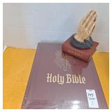 The Heirloom family Holy BIble sealed Large Red