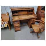 Vintage roll top desk 50 3/4 x 30in. X46 1/2 &