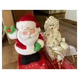 2 Avon holiday decor
