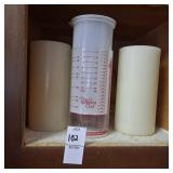 The pampered chef measuring cup. Two battery