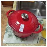TRAMINTINA 4 quart pot, glass cutting board