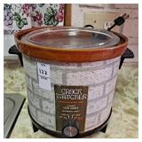 Hamilton Beach crock watcher 4 quart slow cooker
