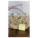 L &M vintage embroidered handbag 1940