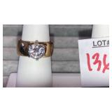 18k HGE solitaire ring