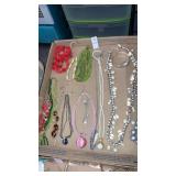 Statement & fashion necklaces