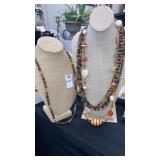 (3)vintage color bead necklaces