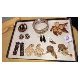 Woodland jewelry earrings pins bracelet wood
