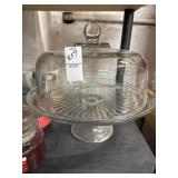 Cake plate with cover