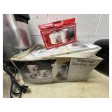 Christmas thermal serving set