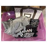 Thirty one purses, bags, storage, and wallets