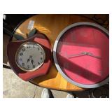 Apple clock,  pink and silver clock