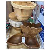 Ricker serving tray, baskets, wooden napkin