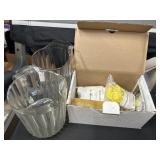 Cheese kit and 2 plastic pitchers