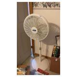 Lasko Oscillating Fan