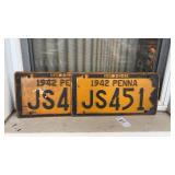 Matching 1942 Pennsylvania License Plates