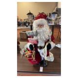 Santa Decor Statue
