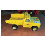 Vintage Tonka Metal Dump Truck