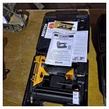 Bostitch smart point 18ga Brad nailer kit