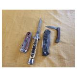 4 assorted pocket knives
