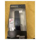 Sig Sauer P226, 40/357, 10 round magazine