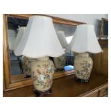2 matching table lamps - floral pattern with 2 matching table lamps - floral pattern with