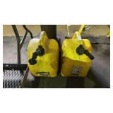 2 Gas Cans 2 Gas Cans