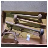Tray lot of primitive tools Tray lot of primitive tools