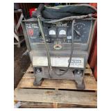 Lincoln arc welder R3S-400 AS IS Lincoln arc welder R3S-400 AS IS